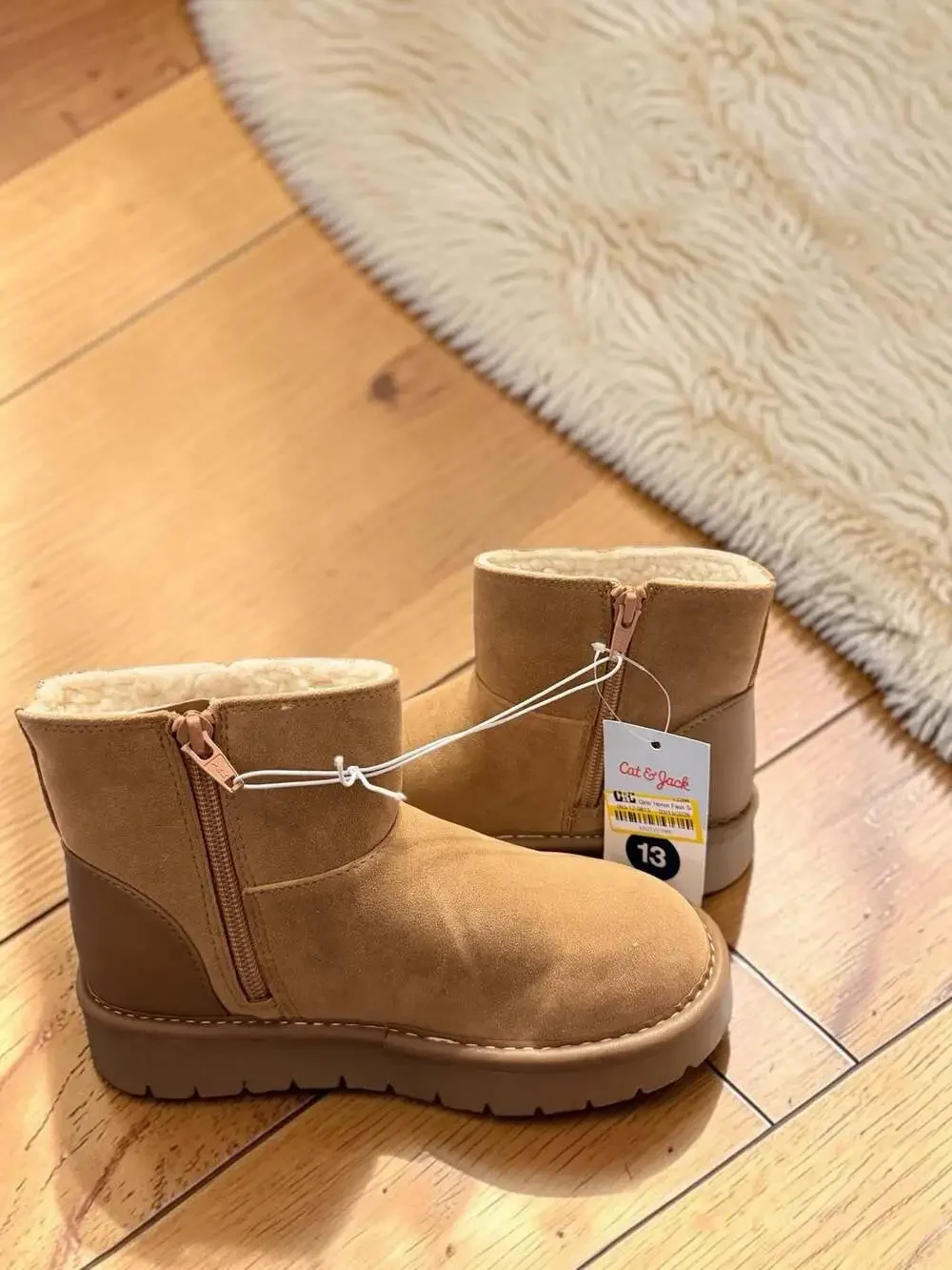 Cat & Jack Girls' Honor Faux Suede Platform Boots